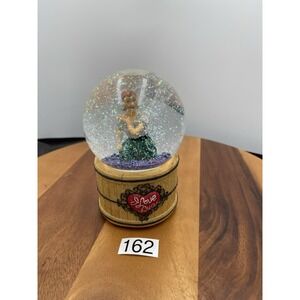 I Love Lucy Musical Globe Grape Stomping with I Love Lucy Tune‎